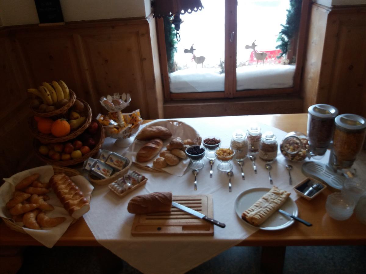 Hotel Piz Ela Bergun Давос Екстериор снимка