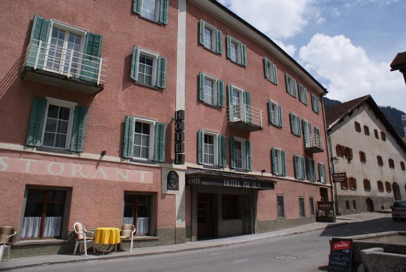 Hotel Piz Ela Bergun Давос Екстериор снимка