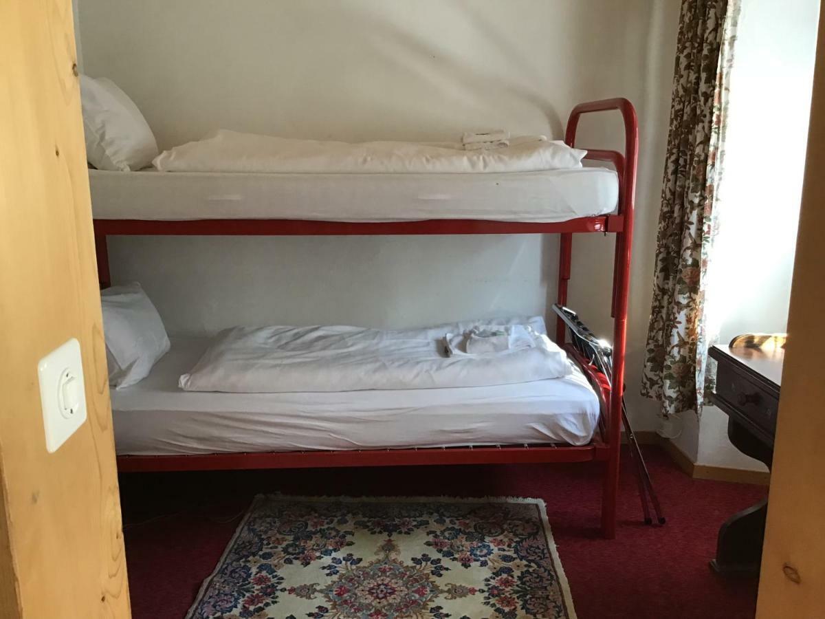 Hotel Piz Ela Bergun Давос Екстериор снимка